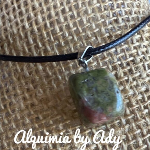 Unakite chunk black cord bohemian necklace - Picture 2 of 2